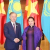 Vietnamese, Kazakhstani top legislators hold talks 