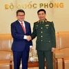 Deputy Defence Minister Phan Van Giang receives Malaysian counterpart