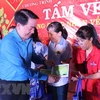 HCM City: Disadvantaged workers gifted tickets to return home for Tet