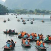 Ninh Binh province closes tourist sites as virus fears mount 