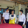 Vietnam Coast Guard supports needy fishermen