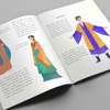 Bilingual book introduces Vietnamese costumes in 15th century