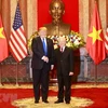 Leaders of Vietnam, US exchange congratulations on diplomatic ties