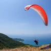 Over 100 paragliders compete in national tournament 