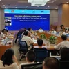 Vietnam needs full market economy: experts