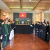 Foreign officials pay respect to late Vietnamese leader abroad 