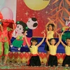 Top leader shares children’s Mid-Autumn Festival joy