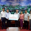 Funds raised by PetroVietnam to support flood victims, poor people