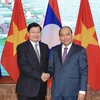 Lao PM visits Vietnam, co-chairs inter-governmental committee’s session