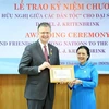VUFO presents friendship insignia to US ambassador