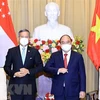 President hosts Singaporean Foreign Minister