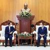 Vietnamese State leader meets with Lao Vice Presidents