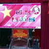 3D display system on General Vo Nguyen Giap presented to Quang Binh 