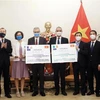 Vietnam receives 1.5 million doses of COVID-19 vaccine from France, Italy 