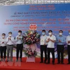 Quang Ninh grants investment registration certificate to silicon wafer project