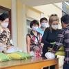 Struggling Vietnamese Cambodians receive aid amid COVID-19 pandemic
