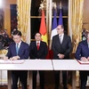 Prime Minister attends Vietnam-France business forum