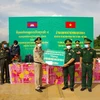 Tay Ninh supports Cambodian border forces amid COVID-19