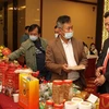 Vietnamese, Chinese localities step up trade exchange 