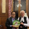 Vietnam, UK keen on fostering parliamentary cooperation 