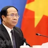 Deputy Prime Minister Le Van Thanh meets Russian counterpart