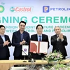 Castrol, BP renew joint-venture contract with Petrolimex