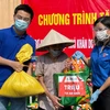 HCM City receives 100,000 COVID-19 aid packages