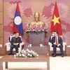 Lao top legislator wraps up official visit to Vietnam