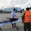 Surveillance vessel transfers patient to Truong Sa island