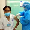 Thai Binh leads in COVID-19 vaccine shots administered during Tet