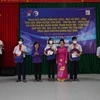 Scholarships given to disadvantaged students in Con Dao