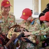 Vietnamese “blue beret” doctors help raise South Sudanese women's awareness of health care 