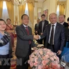 Vietnamese agencies in France congratulate Laos on traditional New Year 