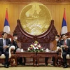 Lao leaders affirm giving priority to strengthening friendship, solidarity, cooperation with Vietnam