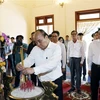 President Nguyen Xuan Phuc pays tribute to former PM Vo Van Kiet