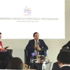 ASEAN, EU discuss lifting cooperation to new height