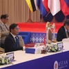 FM Son attends preparatory meetingsfor 40th, 41st ASEAN Summits