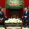 Senior Party official receives Lao guests
