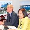 Vietnamese, int'l experts in Switzerland share experience in digital transformation