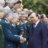 President meets war veterans of Dien Bien Phu in the Air victory 