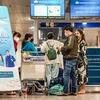 Over 100 disadvantaged workers return home for Tet on Vietnam Airlines free flight 