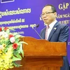 VUFO presents insignia to outgoing Cambodian Ambassador