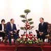 HCM City’s top leader receives former PM of Japan