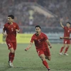 Vietnam keep AFF Cup title hope with late goal against Thailand in final