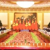 Leaders of Vietnam, China exchange greetings on diplomatic ties