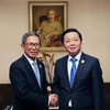 Deputy PM meets Philippine Secretary of Energy in Tokyo