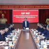 Party official meets with chiefs of Vietnamese representative offices abroad