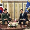 Defence Minister meets with RoK Prime Minister in Seoul