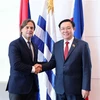 Top Vietnamese legislator meets with Uruguayan President 
