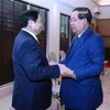 PM Pham Minh Chinh meets Cambodian counterpart on sidelines of 42nd ASEAN Summit